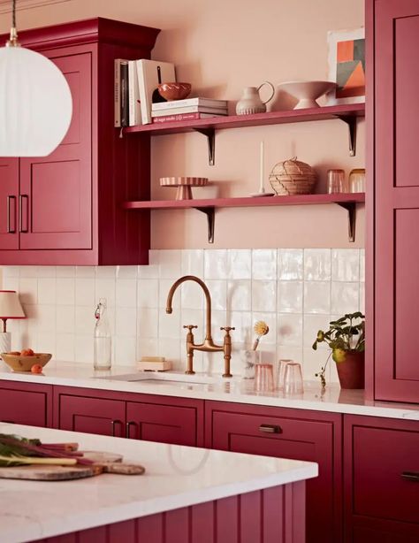 15 Pink Kitchen Ideas to Inspire Unique Culinary Color Schemes Pink Kitchen Cabinets, Red Kitchen Cabinets, Kitchen Color Schemes, Pink Cabinets, Best Kitchen Colors, Red Cabinets, Flip Ideas, Kitchen Wall Colors, Kitchen Colour Schemes