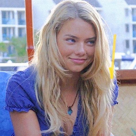 Emma Gilbert, Cariba Heine, Indiana Evans, H2o Mermaids, Mako Mermaids, Ordinary Girls, Tv Programmes, Fav Celebs, Face Claims