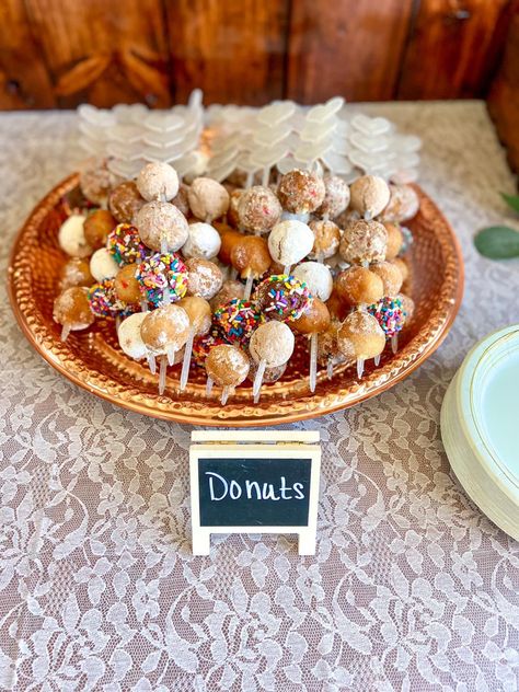 Donut Hole Skewers, Donut Holes Display, Donut Skewers, Donut Brunch, Donut Station, Desert Tray, Chocolate Board, Bday Brunch, Shower 2023