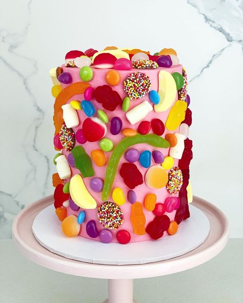 Lolly Cake Ideas, Lolly Birthday Cake, Lollie Cake, Lolly Cake, Tier Cake, Cute Birthday Cakes, Cakes Cupcakes, Birthday Cake Kids, Pretty Cakes