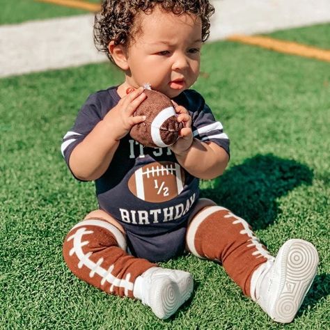 6 Months Football Pictures, Baby Football Photoshoot, Football Baby Photoshoot, 2 Year Photo Shoot, 6months Birthday Ideas Boy, 6 Month Baby Picture Ideas Boy, Half Birthday Baby, 6 Month Baby Picture Ideas, 2nd Birthday Photos