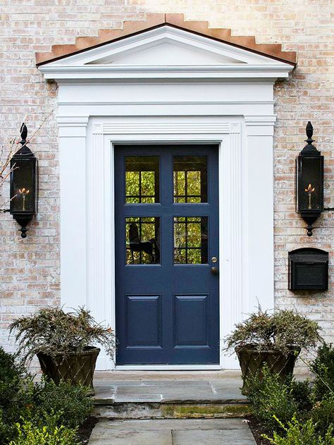 Paint your front door indigo blue! What a gorgeous color for your home! Navy Front Door, Traditional Front Doors, Blue Front Door, Budget Remodel, Front Door Paint Colors, Door Paint Colors, Pintura Exterior, Painted Front Doors, Front Door Colors