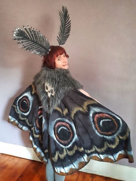 Moth Costume, Halloween Make-up Looks, Baby Kostüm, Butterfly Costume, Diy Kostüm, Halloween Inspo, Fantasias Halloween, Fantasy Costumes, Halloween Inspiration