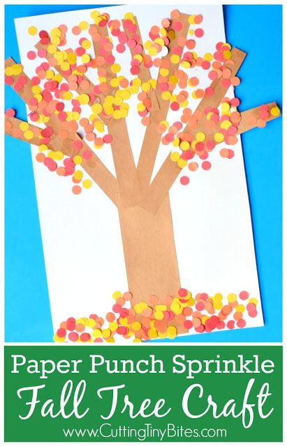 Fall tree craft for toddlers, preschoolers, or kindergartners. Use hole punch circles in red, orange, and yellow to make autumn leaves! Great fine motor work! #fall #fallcraft #falltree #prekcraft #kidscraft #kidsfallcraft #craft Fall Prek, Fall Tree Craft, Autumn Themed Activities, Craft Paper Punches, Craft For Toddlers, Morning Basket, Preschool Fall, Autumn Craft, Fall Preschool Activities