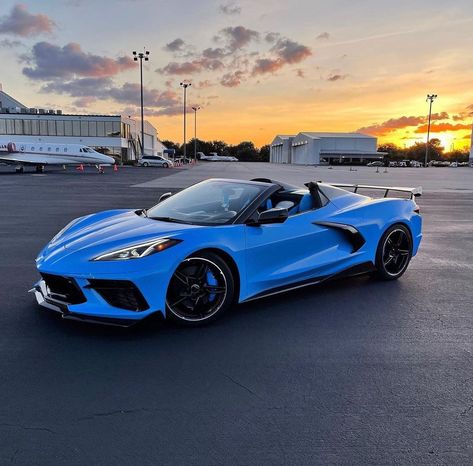 ATL C8 Corvette on Instagram: “Beautiful shot of this awesome Rapid Blue C8 🔥🔥🔥 @sonicspeed407 ___________________________________________________ #c8corvette #c8vette…” C8 Corvette Convertible, Corvette 2020, Blue Corvette, C8 Corvette, Lux Life, Modern Cars, Classic Corvette, Best Luxury Cars, Chevy Corvette