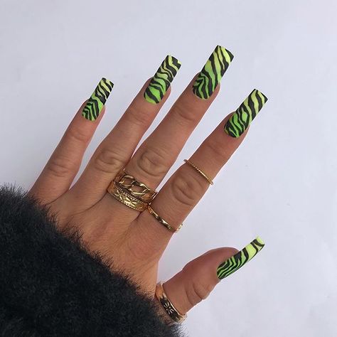 High Af, Green Zebra Print, Blush Pink Nails, Black Soul, Long Nail Designs, Like Green, Green Zebra, Edgy Nails, Grunge Nails