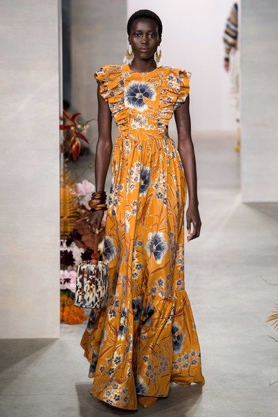 Ulla Johnson Fall 2019 Ready-to-Wear Collection - Vogue Florals Outfits, Robes Wax, African Wears, Positano Wedding, Ankara Fashion, African Maxi Dresses, Printed Dresses, Kitenge, Africa Fashion