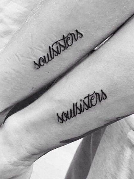 Hot Tattoo Designs, Sister Symbol Tattoos, People Tattoos, Soul Sister Tattoos, Law Tattoo, Meaningful Tattoo Ideas, Sister Tattoo Ideas, Twin Tattoos, Matching Friend Tattoos