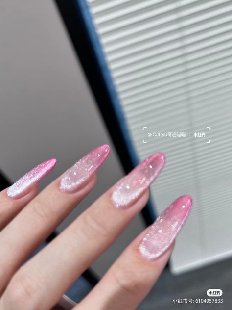 Art Nails Design, New Year Nails, Summer Nail Ideas, December Nails, Art Deco Nails, Asian Nails, Minimal Nails, Blush Nails, Pretty Gel Nails