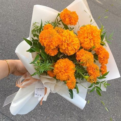 Orange aesthetic 🧡 #christiancontent #orange #aesthetic #quotes #flowers Orange Aesthetic Quotes, Flowers Bouquet Orange, Orange Flower Bouquet, Quotes Flowers, Orange Bouquet, Orange Bouquets, Christian Content, Boquette Flowers, Marigold Flower