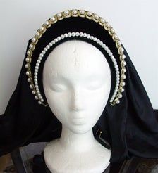 Renaissance French Hood Tudor Headpiece Renaissance | Etsy Medieval Headdress, French Hats, Medieval Dolls, Medieval Hats, Tudor Dress, Medieval Fair, Tudor Fashion, French Hat, 18th Century Dress