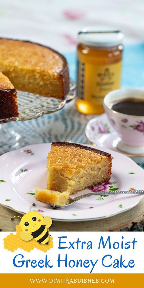 Simple and extra moist Greek honey cake! Honey Orange Cake, Orange And Honey Cake, Greek Orange Honey Cake, Moist Honey Cake Recipe, Is It Cake Or Real, Orange Honey Cake, Greek Honey Cake Recipe, Greek Honey Cake, Honey Cake Recipe Easy