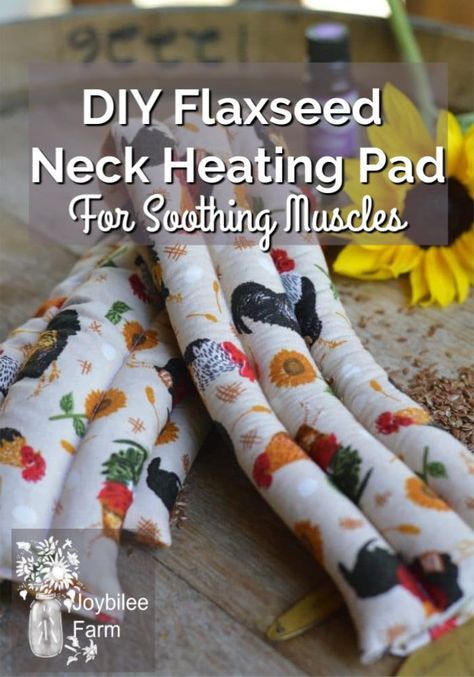 2 homemade neck heating pads on a table with flowers Flax Seed Heating Pad, Homemade Heating Pad, Diy Heating Pad, Neck Heating Pad, Microwave Heat Pack, Rice Heating Pads, Rice Pack, Heat Bag, Diy Sewing Gifts