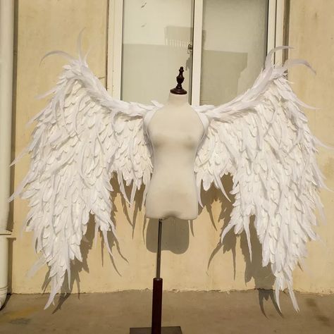 Diy Fashion Show, Black Devil, Cosplay Wings, Stage Ideas, 2000s Japanese Fashion, Feather Angel Wings, White Angel Wings, Angel Feathers, Halloween 3d