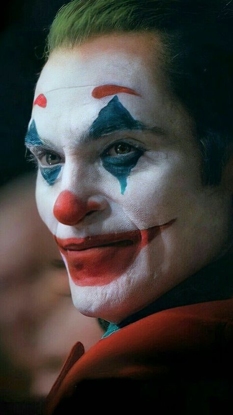 Joker Face Paint, Monster Face Painting, Clown Face Paint, Joker Film, Joker Halloween, Avengers Cartoon, Joker Makeup, Joker 2019, Joker Images