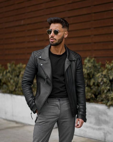 Leather Jacket Formal Outfit, Giuse Laguardia, Formal Outfit Men, Men Black Jacket, Leather Moto Jacket Outfit, Biker Jacket Style, Moto Jacket Outfit, Jacket Formal, Trendy Vest