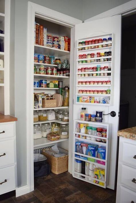 Desain Pantry Dapur, Pantry Organization Ideas, Small Pantry Organization, Organized Pantry, Diy Storage Rack, Interior Boho, Desain Pantry, Pantry Remodel, Pantry Makeover