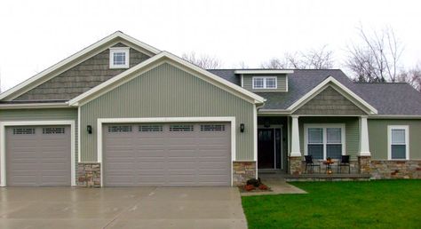 Scottish thistle siding Light Green Siding, Georgia Pacific Vinyl Siding, Green Vinyl Siding, Mastic Siding, Shaker Siding, Vinyl Exterior Siding, Green House Exterior, Green Siding, Siding Ideas