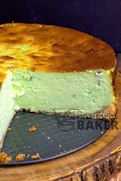 Rich Cheesecake Recipes, Pistachio Pudding Dessert, Pistachio Cheesecake Recipe, Pistachio Mousse, Pistachio Pudding Cake, Pistachio Dessert, Pistachio Cheesecake, Pistachio Recipes, Pistachio Pudding