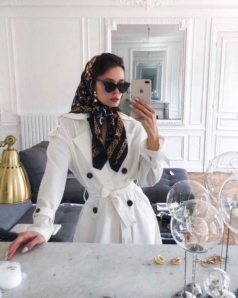 Velvet Dynasty on Instagram: “@karinaross  #velvetdynasty” Estilo Hijab, Parisian Chic Style, Head Scarf Styles, Hijab Look, Hijabi Outfits Casual, نظارات شمسية, How To Wear Scarves, Hijabi Fashion, Winter Fashion Outfits