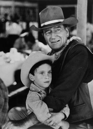 John Wayne starred in the film 'Big Jake' with his son Ethan playing the role of his grandson. John Wayne Movies, Ben Johnson, Wayne Family, Actor John, John Wayne, Western Movies, Famous Faces, Classic Movies, Old Movies