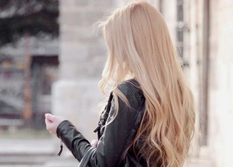 Blonde hair leather jacket Emma Carstairs, Dinah Lance, Dinah Laurel Lance, San Myshuno, Frida Gustavsson, Edita Vilkeviciute, Clemence Poesy, Rebekah Mikaelson, Lance Black