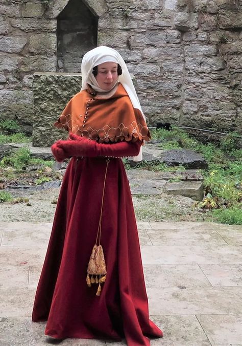 Medieval Headdress, 13th Century Clothing, Medieval Attire, 14th Century Clothing, Peasant Clothing, 15th Century Clothing, Medieval Peasant, Medieval Costumes, Medieval Fair