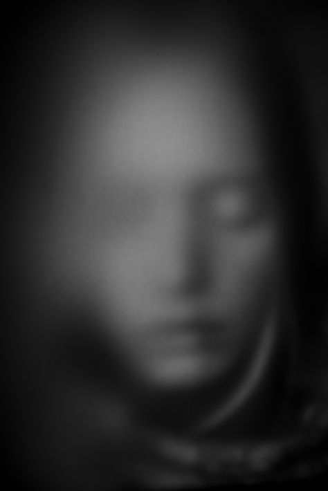 Blured Portrait, Blurred Portrait, Blurry Portrait, Blur Portrait, Blurred Photography, Photoshop Face, A Level Photography, Blur Photography, Generative Design