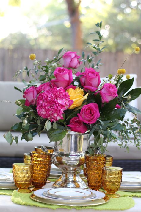 Vintage silver champagne bucket Champagne Bucket Centerpiece, Champagne Bucket Flowers, Champagne Bucket Flower Arrangement, Champagne Bucket Decor, Bucket Decor Ideas, Silver Champagne Bucket Ideas, Center Puece Ice Bucket, Bucket Centerpiece, Silver Champagne Bucket