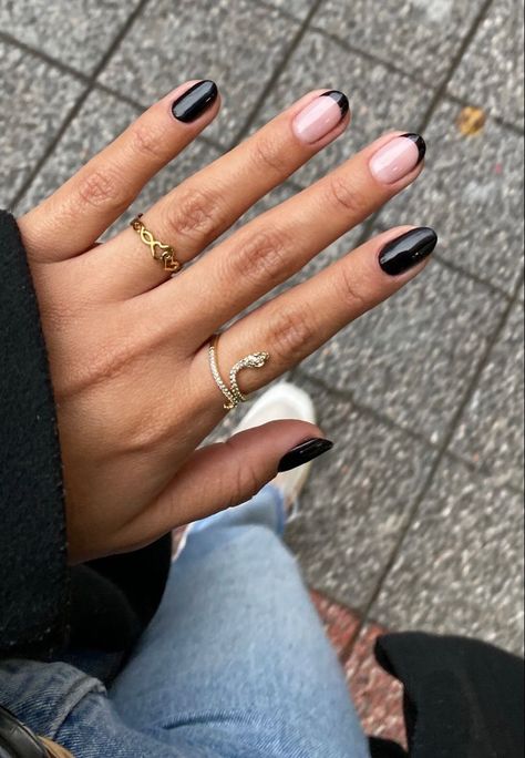 Black Nails Ideas Short, Nails Francesa, Long Black Nails, Paznokcie Hello Kitty, Nails Goth, Black French Nails, Black Gel Nails, Unghie Sfumate, Matte Black Nails