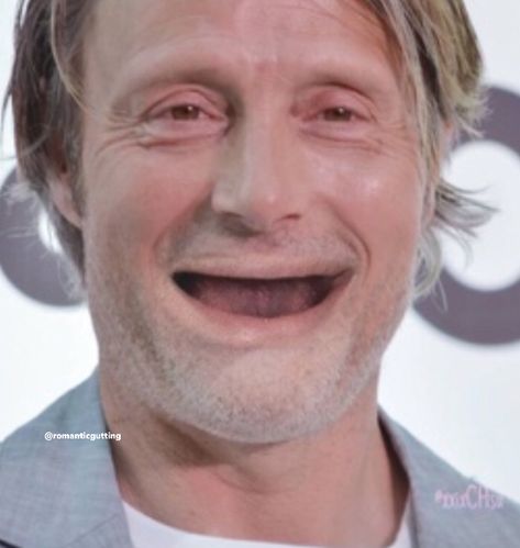 Hannibal Reaction Pic, Mads Mikkelsen Cursed, Hannibal Cast, Disgusted Face, Mads Mikkelsen Hannibal, Body Reference Drawing, Reference Drawing, Hannibal Lecter, Hugh Dancy