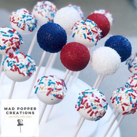 Cake Pops Blue, 4th Of July Cake Pops, Red White Blue Cake, 6th Grade Graduation, Graduation Cake Pops, Blue Cake Pops, Cake Pop Decorating, Patriotic Desserts, 4th Of July Cake