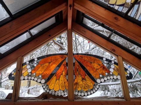 A Stained Glass Cabin Hidden in the Woods by Neile Cooper | Colossal One Room Schoolhouse, Old Window Frames, Glass Butterflies, Glass Cabin, L'art Du Vitrail, Painted Glass Art, Verre Design, Glass Inspiration, Stained Glass Crafts