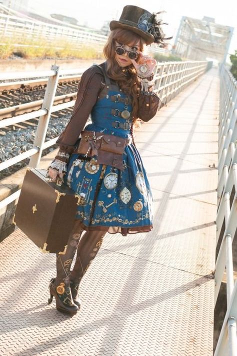 Lady Mechanica, Steampunk Clothes, Moda Steampunk, Steampunk Characters, Steampunk Stuff, Mode Steampunk, Steampunk Couture, Steampunk Ideas, Steampunk Tendencies