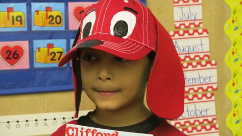 Clifford the Dog costume. Take a red cap. Paint with fabric paint. Ears are made of felt hot clued to the cap. The rest of the costume is easy: red pants, red shoes, red shirt with long sleeves, etc. Clifford The Big Red Dog Costume Diy, Clifford Costume Diy, Diy Clifford Costume, Clifford Costume, Childrens Book Character Costumes, Sibling Costumes, Storybook Costumes, Kids Book Character Costumes, Storybook Character Costumes