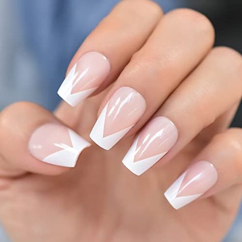 Long Nail Beds, Wide Nails, Super Cute Nails, Press On Nails Medium, French Nail Art, Fake Nails With Glue, Nails Medium, Acrylic Nail Art, Nail Art Hacks