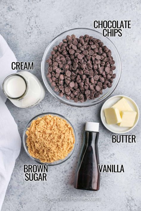 For a quick and easy hot fudge sauce, it doesn't get better than this easy recipe! It is ready in 5 minutes and has just 5 easy ingredients! Everyone loves homemade hot fudge on brownies, cakes, or ice cream sundaes! Try making this easy recipe and watch it disappear before your eyes like magic! So simple, chocolatey, and sweet. #homemadehotfudgesauce #easyhotfudgesauce #fudgesauce #spendwithpennies Easy Hot Fudge Sauce, Easy Hot Fudge, Lattice Pie Crust, Brownies Cake, How To Make Fudge, Specialty Cupcakes, Homemade Hot Fudge, Brownie Sundae, Ice Cream Sundaes