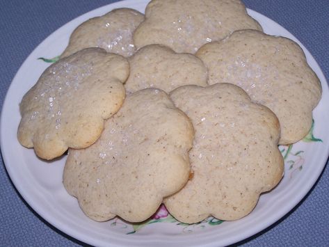 Soft, cakey, with a wonderful nutmeg aroma.  This recipe is from my great grandma. Sugar Cookies With Nutmeg, Recipe Using Sour Milk, Old Fashioned Sugar Cookie Recipe, Sour Milk Recipes, Old Fashioned Sugar Cookies, Xmas Cookies Recipes, Amish Sugar Cookies, Sour Cream Cookies, Drop Sugar Cookies