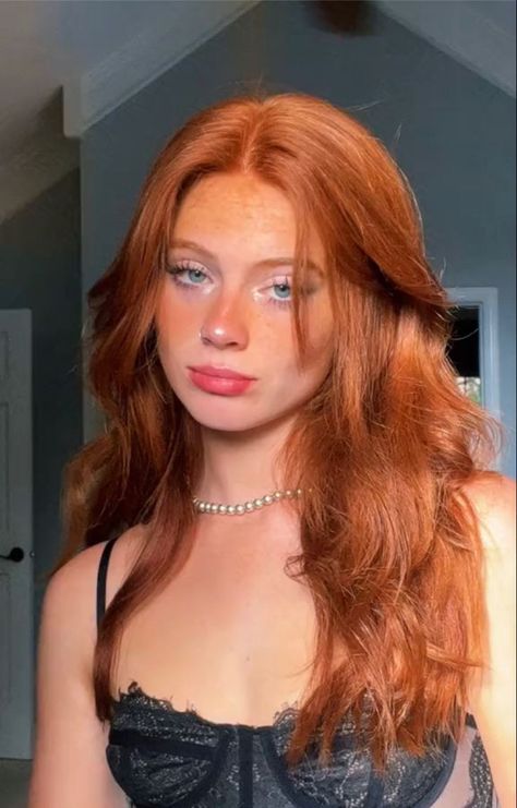 Ginger Haired Girl Aesthetic, Pretty Gingers With Freckles, Ginger Dark Hair, Natural Ginger Hair Color, Ginger Layered Hair, Medium Length Red Hair With Layers, Red Hair Face Claim, Ginger Hair Dark, Pretty Ginger Girl