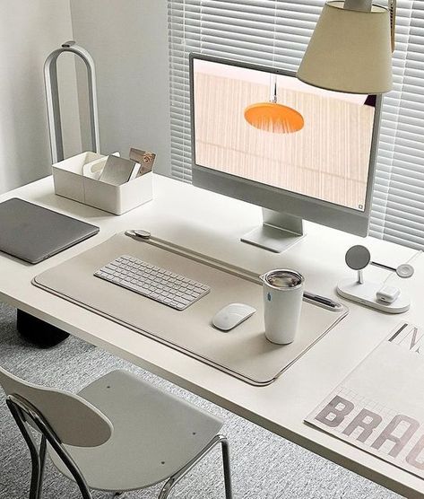 Orbitkey on Instagram: "The Orbitkey Desk Mat in Stone is the perfect fit for this beautifully organised monochrome workspace 🤍 📷: @yongyong_leo" Future Room, Minimalist Desk, Desk Inspiration, White Desk, Dekorasi Kamar Tidur, White Office, Study Room Decor, Workspace Inspiration, Desk Space