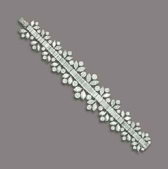 A DIAMOND BRACELET   Designed as a line of rectangular-cut diamonds, enhanced on both sides by marquise and brilliant-cut diamonds, mounted in platinum, 16.8 cm High Jewelry Bracelet, Beautiful Bangles, Van Cleef And Arpels Jewelry, Diamond Jewelry Set, Diamond Bracelet Design, Diamond Bangles, Cluster Bracelets, Diamond Necklace Designs, Jewelry Design Drawing