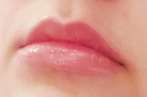 Bow Lips, Lip Studies, Downward Turned Lips, Cupid Lips, Cupid Bow Lips, Downturned Lips, Small Lips Aesthetic, Mole Meaning, Cupids Bow Lips