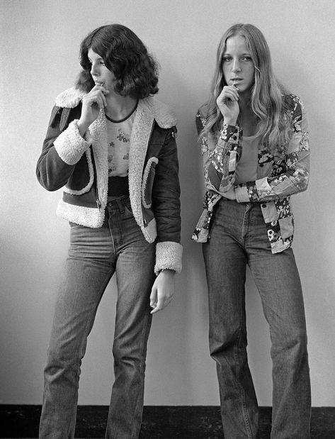 84 Intimate Portraits Of 1970s Rebellious Youth Captured By High School Teacher Joseph Szabo, Moda Z Lat 70., Billy Kidd, 70s Photos, 60s 70s Fashion, 70s Inspired Fashion, 70s Aesthetic, Seventies Fashion, 70’s Fashion