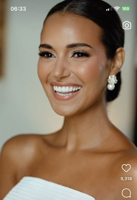 Very Natural Wedding Makeup Simple, Natural Bridal Makeup Medium Skin, Makeup Looks For Engagement Photos, Natural Makeup And Hair, Natural Wedding Make Up Tan Skin, Wedding Makeup For Brown Eyes Olive Skin, Simple Special Occasion Makeup, Hair With Middle Part, Wedding Makeup Medium Skin Tone