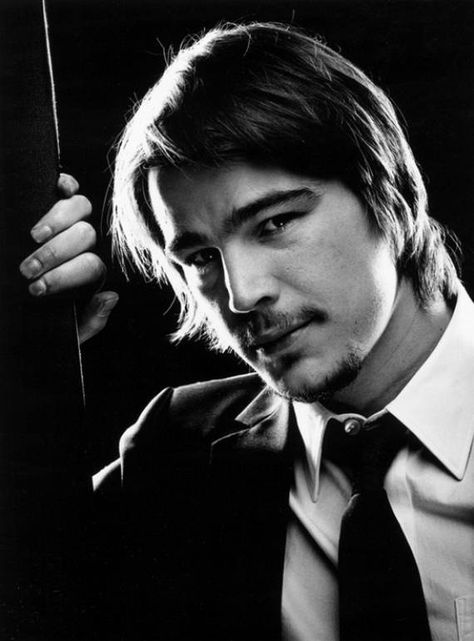 Portraits Of Celebrities, Josh Hartnett, Celebrity Photographers, Penny Dreadful, Photo Club, Most Handsome Men, Hot Actors, Dream Boy, Handsome Actors