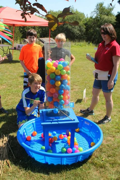 Notable Music Studio - Crazy Carnival Music Camp! Made a Kerplunk game that was a big hit! Kerplunk Game, Giant Yard Games, Backyard Carnival, Carnival Games For Kids, Festival Games, Outside Games, Carnival Ideas, School Carnival, Vbs 2023