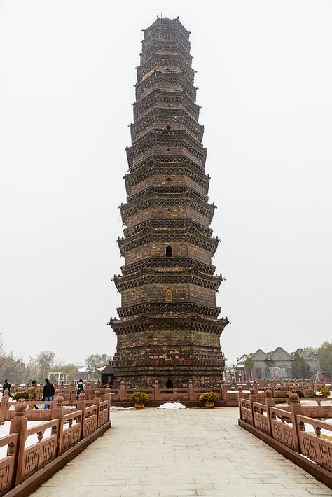 Iron Pagoda Kaifeng, Henan China www.visithenan.org Henan China, Chinese Pagoda, China Travel Guide, Asian Aesthetic, Middle Kingdom, Mystical Places, Asian Architecture, Temple Architecture, Song Dynasty