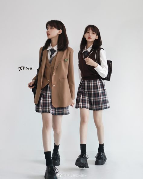 Kawaii Uniform, Preppy Chic Outfits, Study Outfit, Preppy Aesthetic Outfits, School Uniform Fashion, Uniform School, School Uniform Outfits, Uniform Outfits, Uniform Ideas