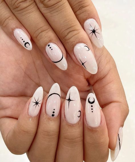 Paznokcie Hello Kitty, Witch Nails, Boho Nails, Witchy Nails, Hippie Nails, Moon Nails, Blue Nail, Black Nail, Star Nails