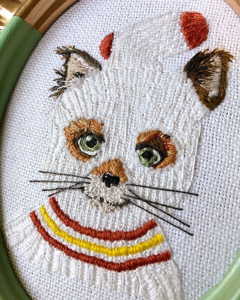 World Embroidery, Embroidery Lessons, Fantastic Mr Fox, Fox Embroidery, Mr Fox, Wes Anderson, Hand Embroidery Art, Embroidery Craft, Embroidery And Stitching